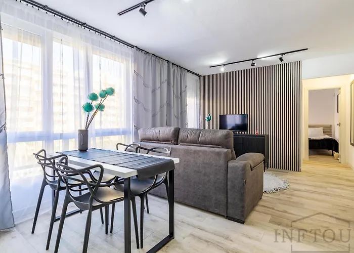 Inftour Apolo IV Apartamento